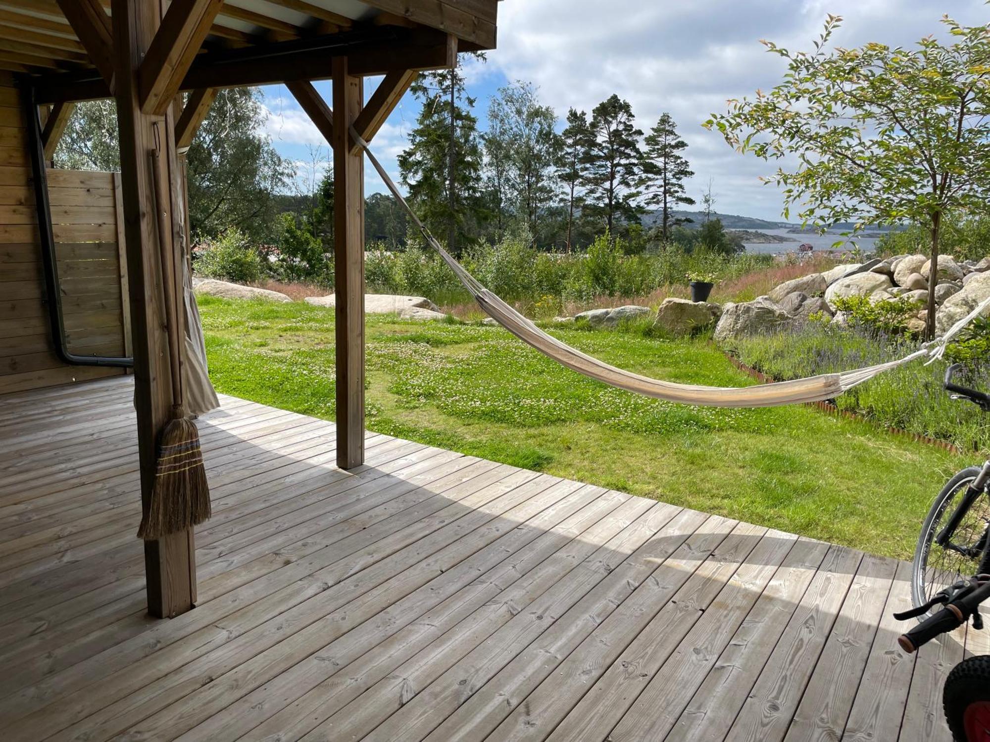 Ny Laegenhet Pa Markplan Med Havsutsikt Stromstad Exterior photo