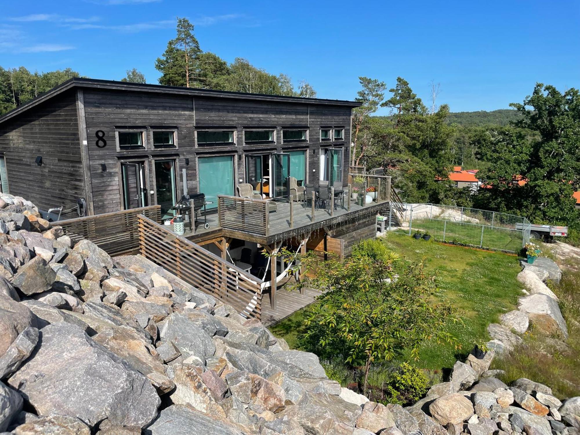 Ny Laegenhet Pa Markplan Med Havsutsikt Stromstad Exterior photo